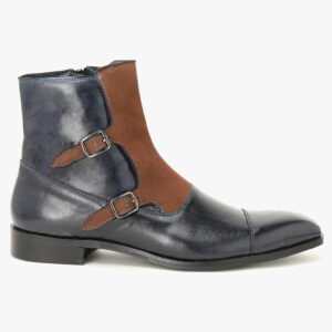 Quvadi Suede Strap In Black