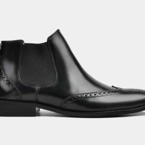 Quvadi Black Brogue In Black